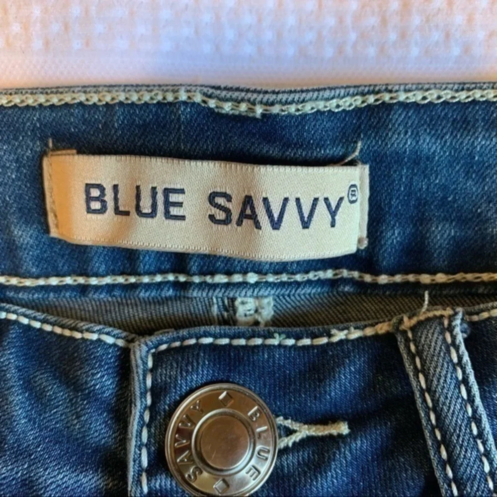 NWOT Blue Savvy Denim with Stars and Striped Pockets‎ Short Shorts Size 7/28